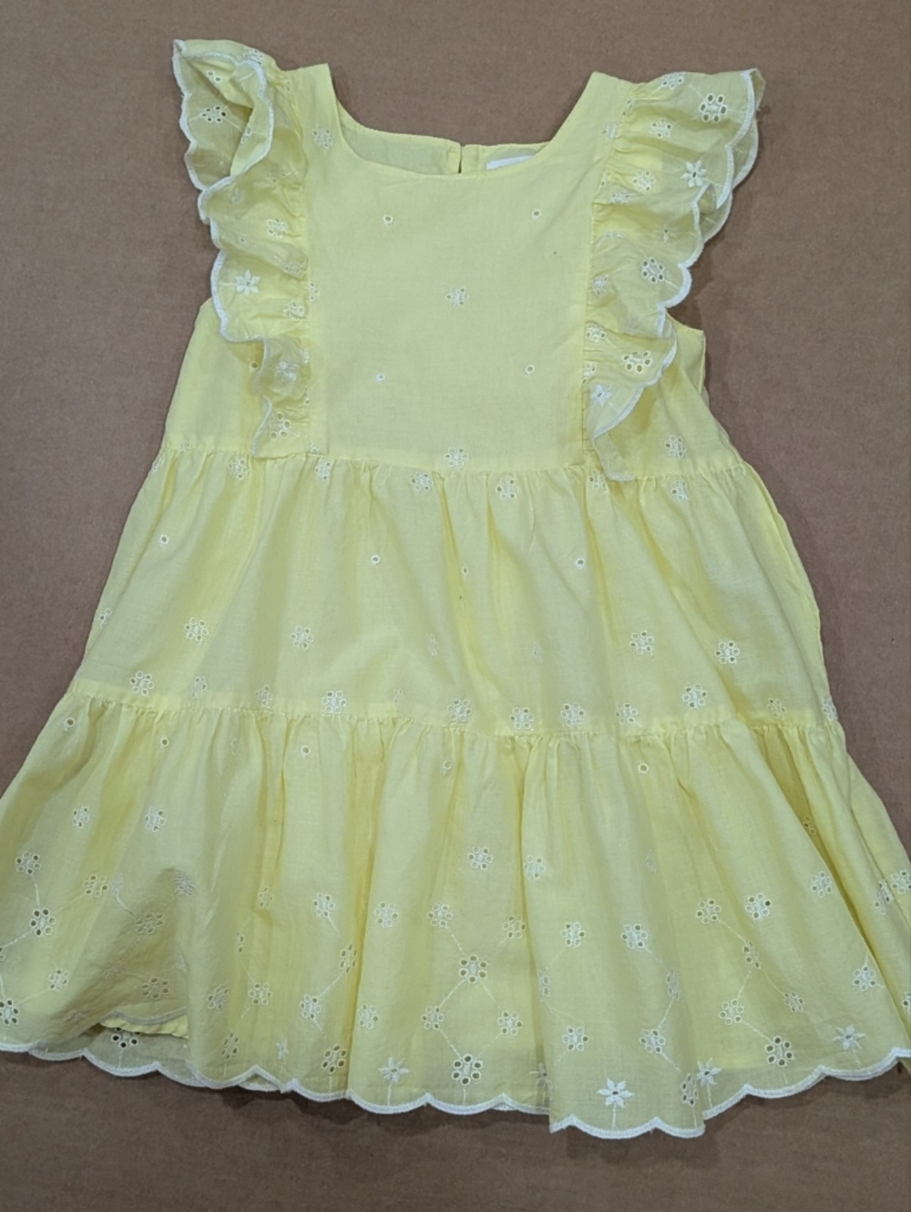 Cat & Jack Girls 4T Yellow Eyelet Ruffle Sleeve Tiered Dress Summer Spring